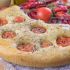 1. Focaccia barese con olive e pomodorini