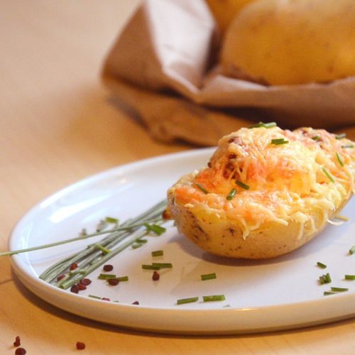 11. Patate farcite al formaggio, calde e filanti