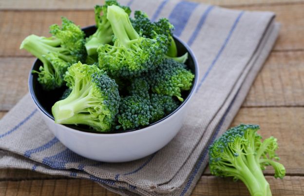 Broccoli con limone e aglio