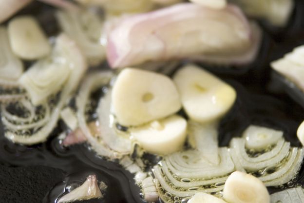 Aggiungere presto l'aglio