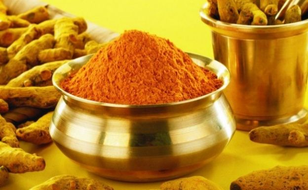 <strong>10 CURCUMA</strong>