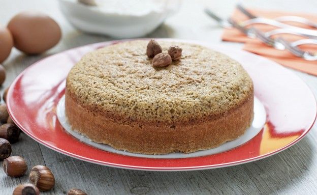 Torta morbida alle nocciole