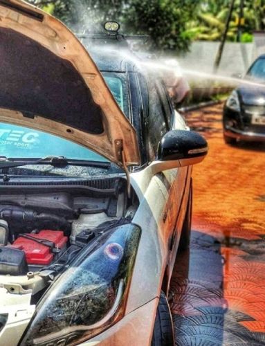 Attenzione alla pressione del getto dell'acqua