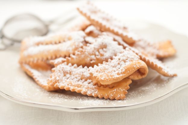 6. Chiacchiere al forno