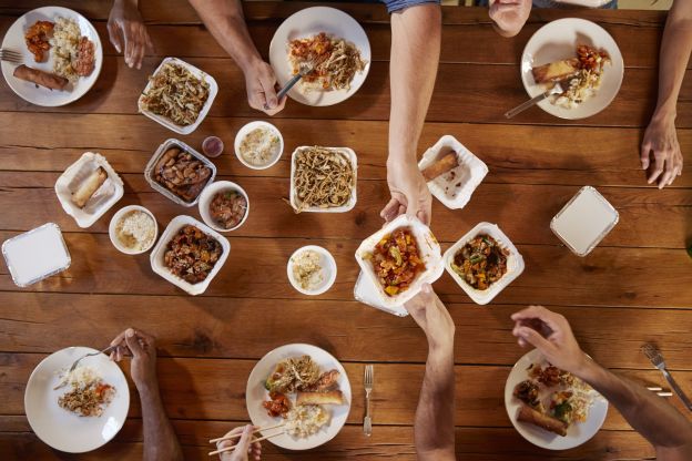 Cercare di prendere qualcosa di (troppo) lontano