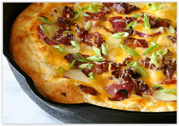 81. Pizza con patate e bacon