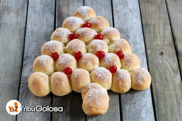 18. Albero di Natale di Brioche