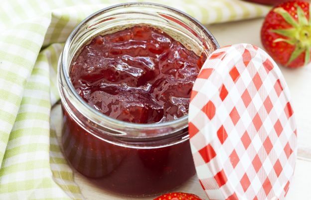 Apri i barattoli stretti con un apriscatole