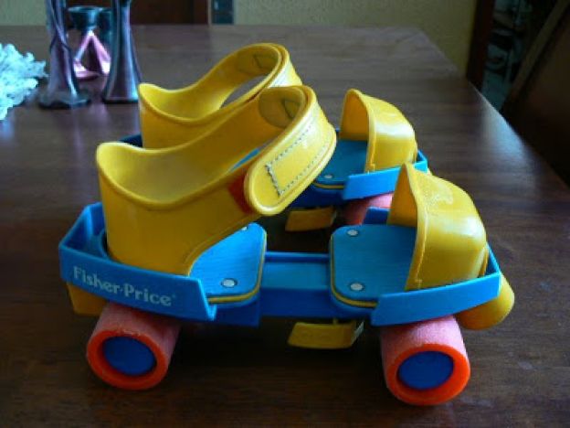 Pattini Fisher Price