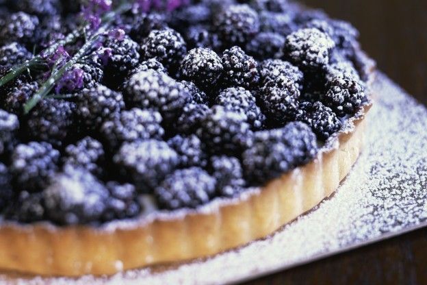 7. Crostata di more