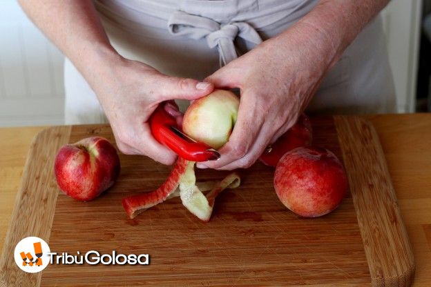 Pelate le pesche