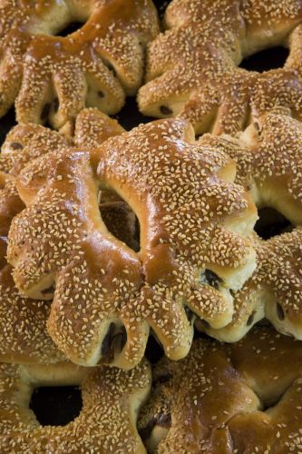 Marouk - Pane siriano con pasta di datteri