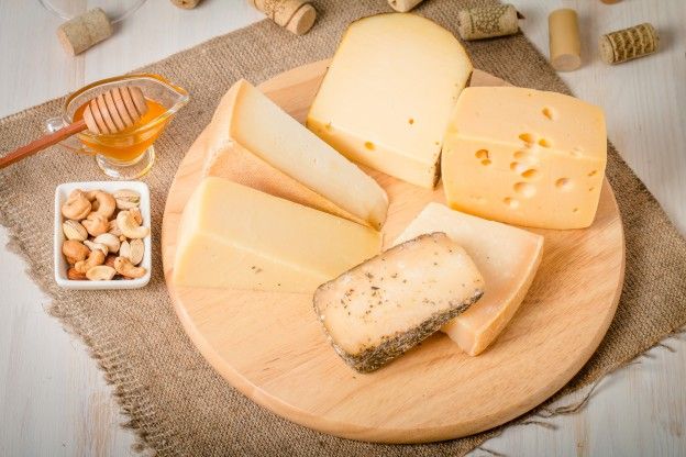 Servire i formaggi in tavola