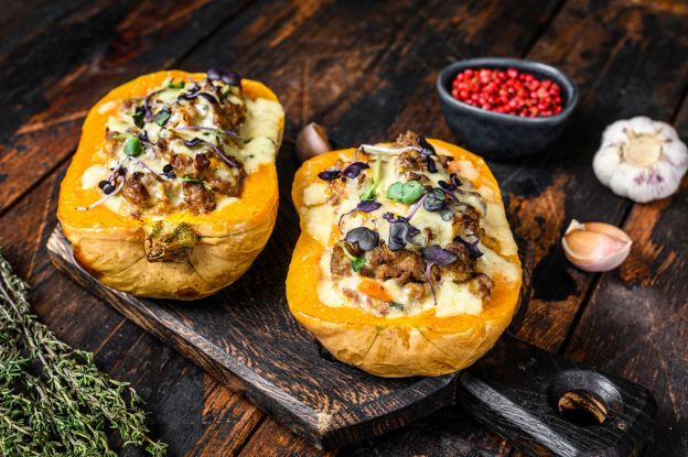 Arrosto di butternut con funghi e formaggio