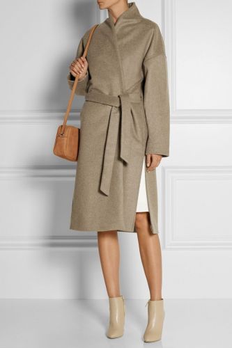 Cappotto con cintura