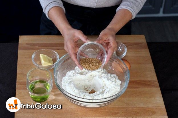 Farina, sale e sesamo