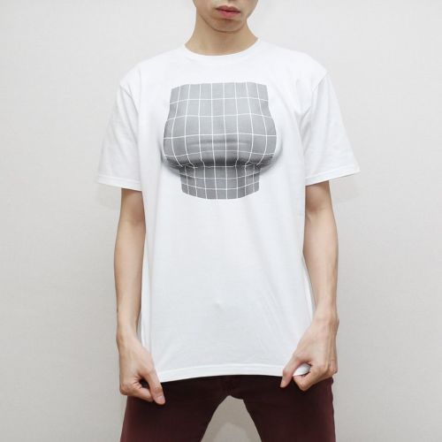 <strong>UN SENO IN 3D</strong>