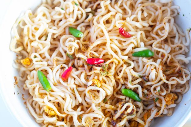 Preparare zuppe istantanee è (quasi) ovunque