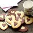 20. Biscotti bicolore a forma di cuore