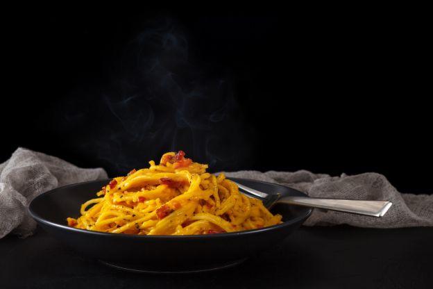 25. Pasta alla gricia