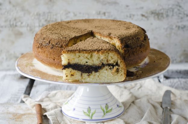 10. Torta allo yogurt e crema al cioccolato