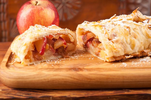 Strudel mele e noci