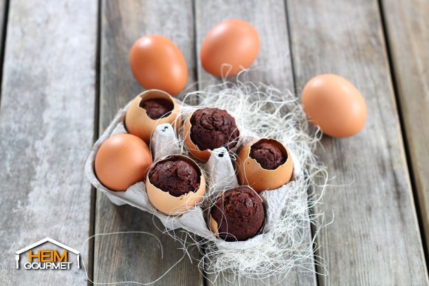 Muffin al cioccolato nell'uovo