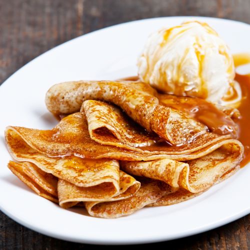 Con caramello salato e gelato