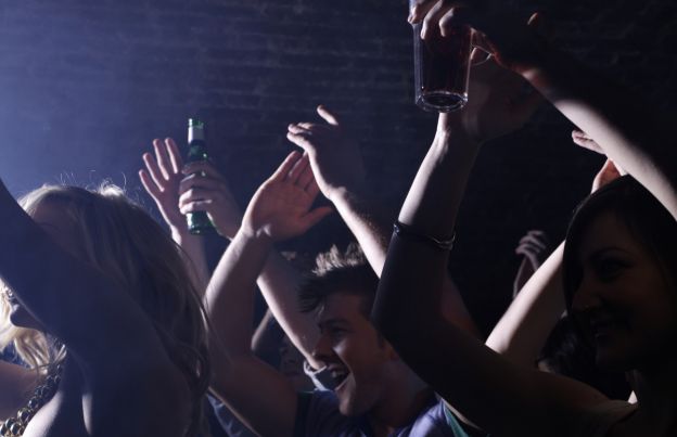 2. Serata in discoteca