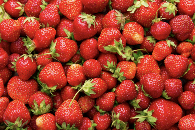 Lavate le fragole già mondate