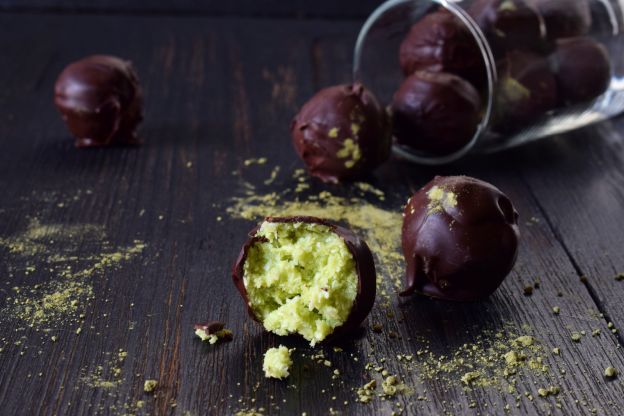 3. Palline d'avocado e cioccolato