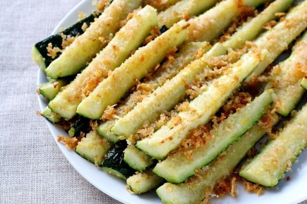 3. Patatine di zucchine al forno