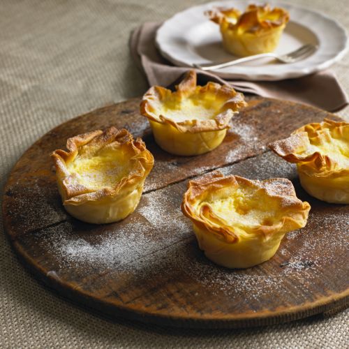 Mini tartellette dolci con pasta fillo