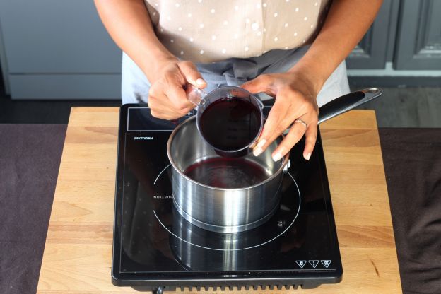 Tappa 1 - Preparazione della salsa al vino