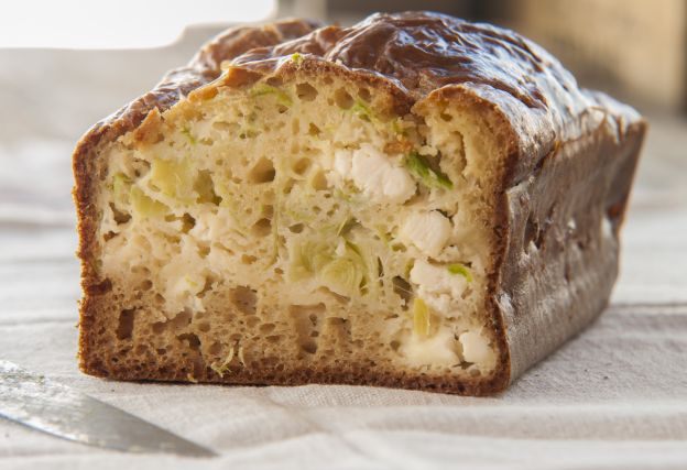 Plumcake con porro e formaggio feta