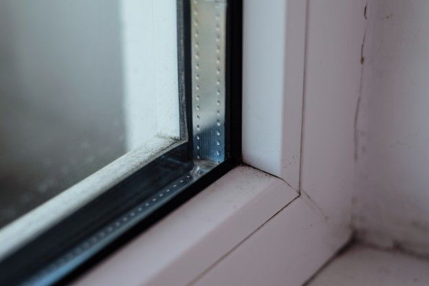 <strong>2. INFERIATE DELLE FINESTRE<br /></strong>