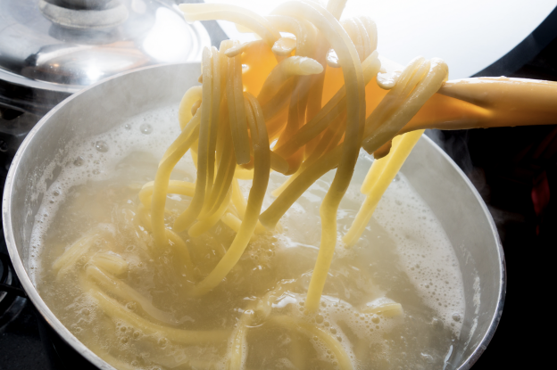 Usa una pentola piccola per la pasta