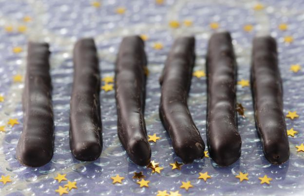 Scorzette d'arancia candita al cioccolato