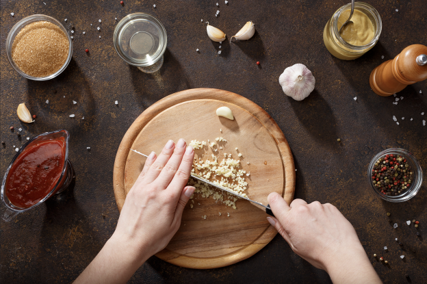 Aggiungere presto l'aglio