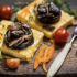 Dischi di polenta con porcini, taleggio e gorgonzola