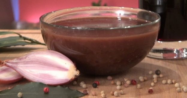 Fare una salsa al vino