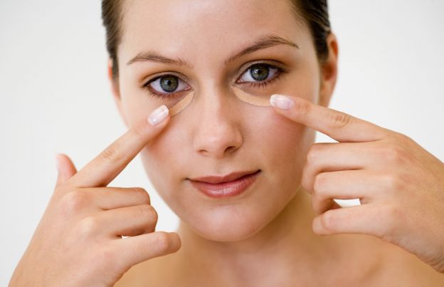 Nascondere le occhiaie