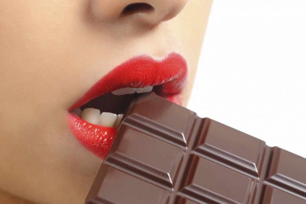 Il cioccolato fondente aiuta a placare la fame!