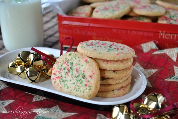Biscotti ai confettini natalizi