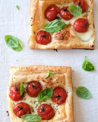 Mini pizzette di pasta sfoglia