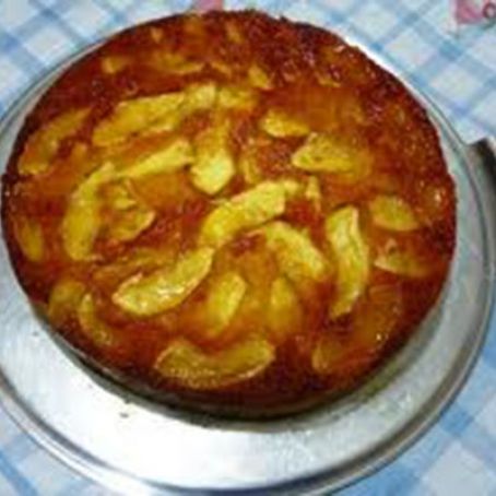 Torta di mele caramellate