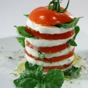 CAPRESE CON SALSA ALL'ORIGANO - Tappa 1
