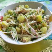 Insalata
di patate, tonno e cipolla - Tappa 1