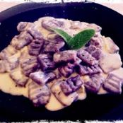 Gnocchi viola con zola