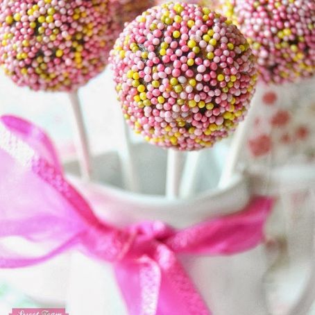 Pink cake pops
